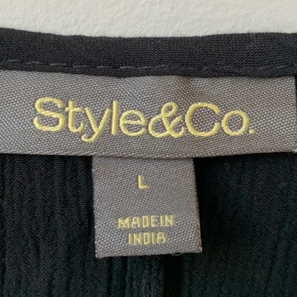 Style & Co. pit length